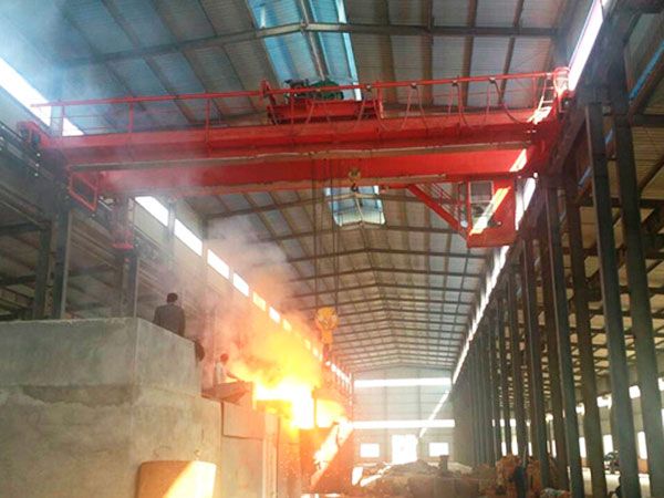 起重机的接触线作用介绍